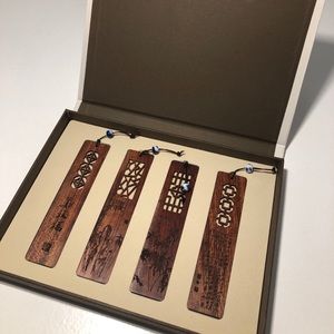 Wooden bookmarks